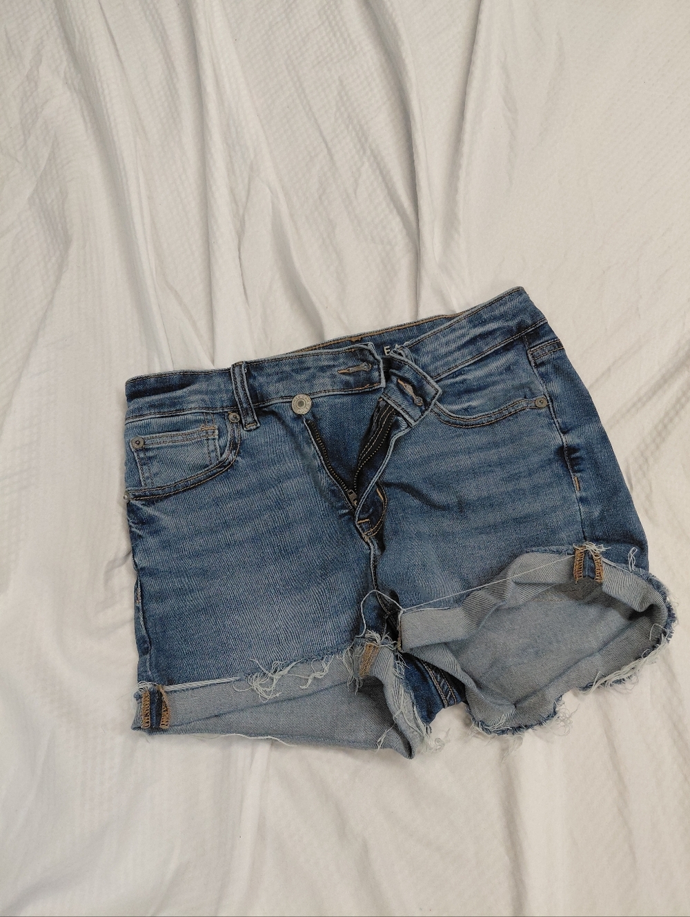 American Eagle Outfitters Light Blue Rolled-Hem Denim Shorts